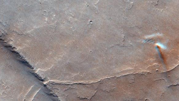 Sur Mars, des tourbillons de poussière atteignent 160 km/h et éclairent le climat de surface