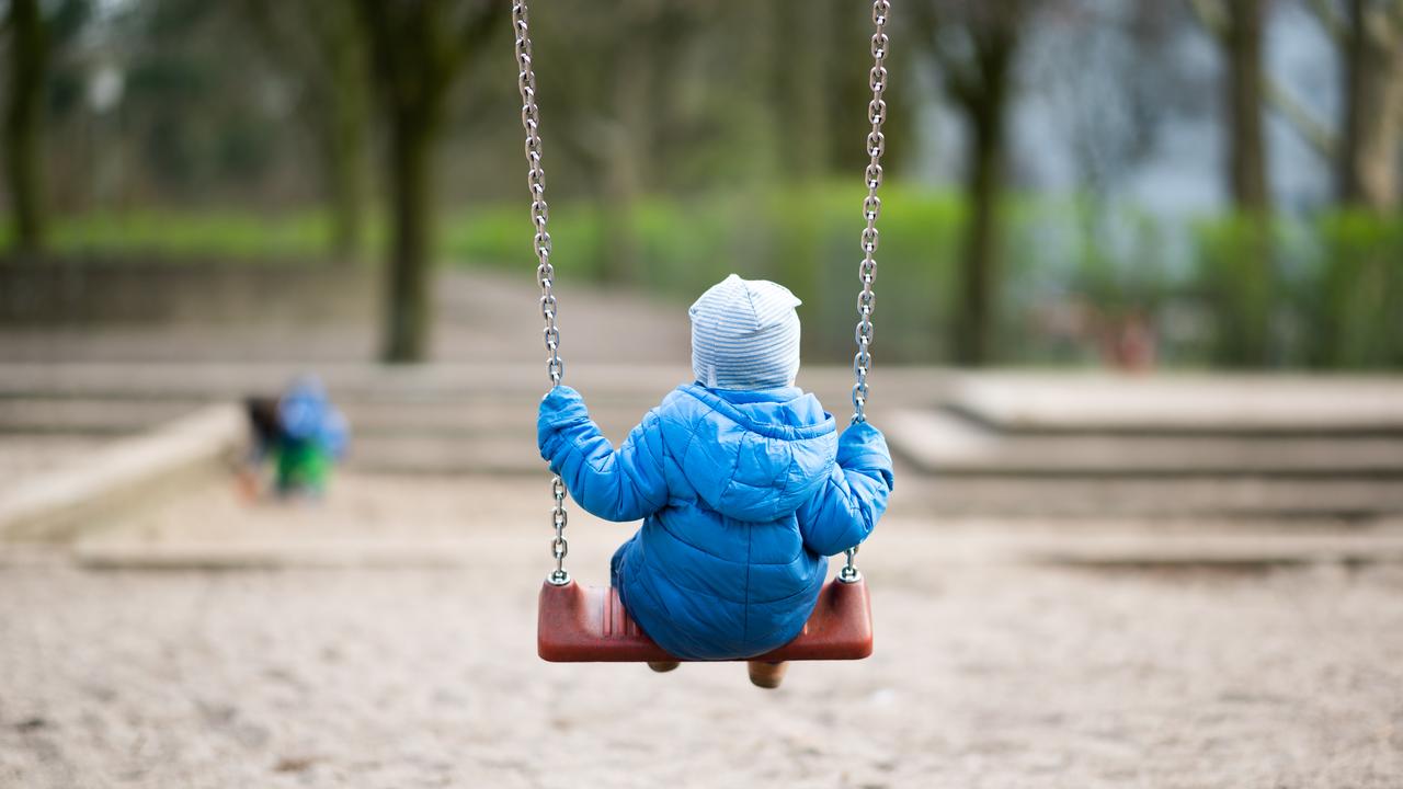 Nettoyer sa brosse à cheveux: conseils pratiques et fréquence de nettoyage