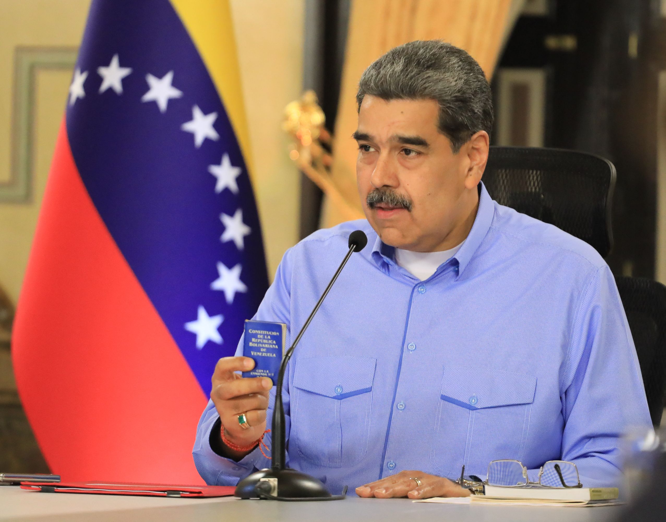 Venezuela affirme avoir averti Washington d’une menace visant l’ambassade américaine à Caracas