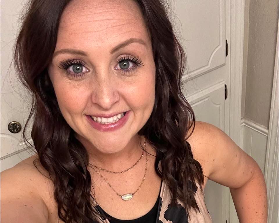 Irlande : condamnation du gouvernement après une attaque contre un centre d’accueil de demandeurs d’asile à Drogheda